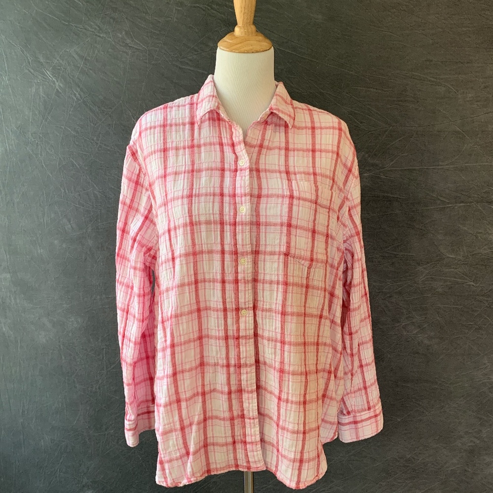 Gap Button Down Shirt